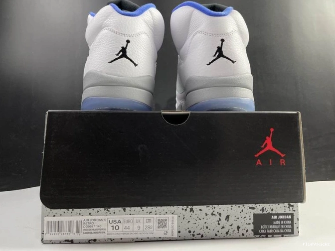 Retro Air Stealth (2021) 5 White Jordan DD0587-140 0722